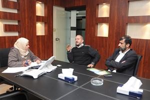 الشاذلي وعاصي يتحدثان للزميلة ليلى الشافعي	فريال حماد﻿