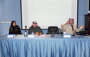 دسلطان الديحاني ودفواز الجدعي خلال الندوة سعود سالم
