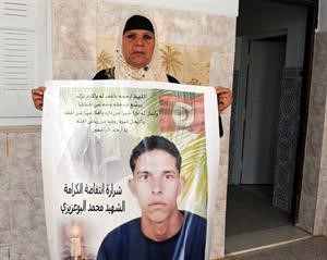 سنة على صفع البوعزيزي واشتعال الثورات العربية.. والرئيس التونسي الجديد المرزوقي يؤدي اليمين: سنحمي المنتقبات والمحجبات والسافرات بلا تمييز 