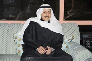 رياض الصانع يعلن ترشحه في «الثالثة»