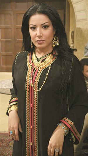 سمية الخشاب﻿