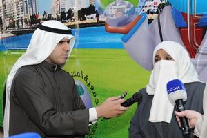 عبير البحوة متحدثة الى الزميل عبدالكريم العبدالله