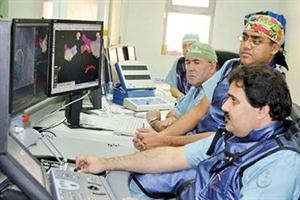 لأول مرة بالعالم العربي: إنسان آلي يجري جراحة قلب بالسعودية