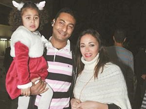 ﻿داليا البحيري مع زوجها وابنتها﻿
