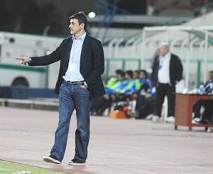 مدرب الكويت الكرواتي تالاييتش ظهر في الوقت المناسب ونظيره مدرب كاظمة التشيكي ماتشالا اختفى
