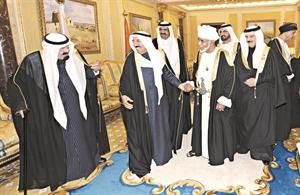 حديث باسم بين خادم الحرمين الملك عبدالله بن عبدالعزيز وصاحب السمو الامير الشيخ صباح الاحمد والسلطان قابوس بن سعيد﻿﻿والملك حمد بن عيسى والشيخ حمد بن خليفة والشيخ محمد بن راشد﻿