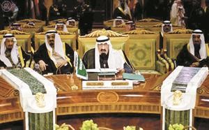 ﻿خادم الحرمين الشريفين الملك عبدالله بن عبدالعزيز يلقي كلمته في افتتاح القمة﻿