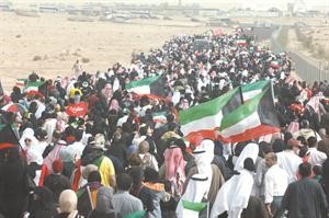 الاحتفالات تعم الكويت بمرور 50 عاما على الاستقلال والذكرى 20 للتحرير والذكرى الخامسة لتولي صاحب السمو الامير الشيخ صباح الاحمد مقاليد الحكم﻿