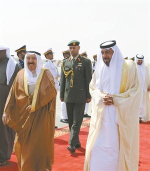 ﻿ومع رئيس دولة الامارات الشيخ خليفة بن زايد﻿