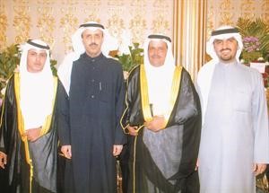 الشيخ وليد المالك وناصر العيسى يهنئان﻿