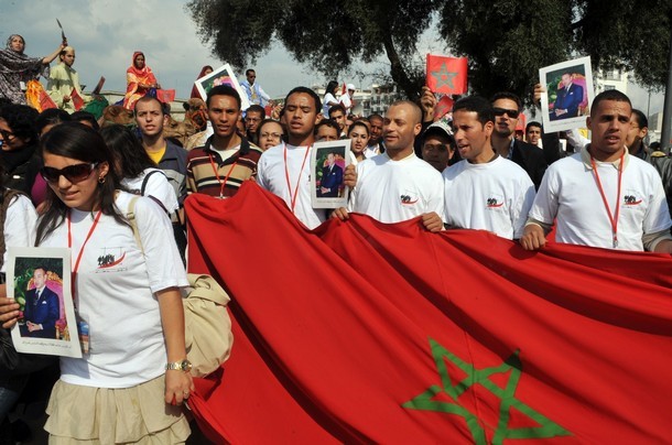 نسيم الربيع العربي يخيم فوق سماء المغرب