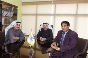المحامي ناصر الشطي متوسطا دعلي مهران ورضوان الرضوان	محمد مرسي﻿