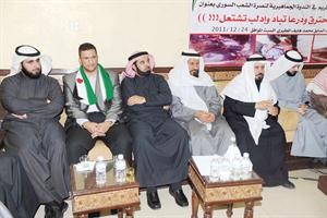 دضيف الله ابورمية ومحمد هايف ومبارك الوعلان وفهيد الهيلم خلال ندوة حمص تحترق ودرعا تباد﻿