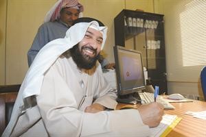 د علي العميرسعود سالم﻿