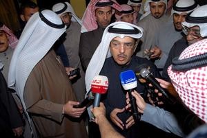 ناصر المري متوسطا عددا من ناخبي الخامسة﻿
