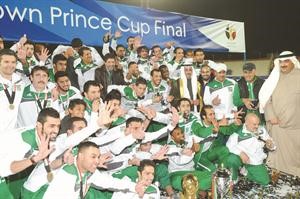 فرحة لاعبي العربي بالكاس 
