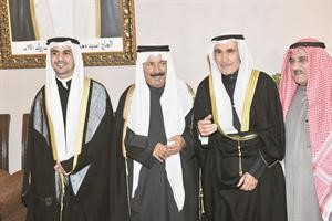 الشيخ سلمان الدعيج يقدم التهاني
