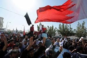 البحرين تحاكم خمسة ضباط شرطة في قضية وفاة محتجين رهن الاحتجاز