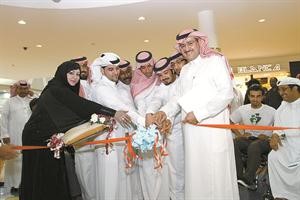 افتتاح احد معارض الجمعية