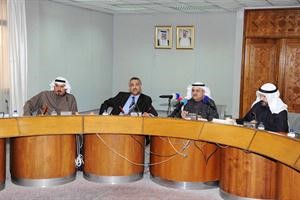 ديوسف مندكار ودابراهيم هادي ودمصعب الصالح خلال المؤتمر الصحافي 	سعود سالم﻿