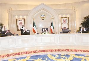 سمو رئيس الوزراء الشيخ جابر المبارك والشيخ احمد الحمود والشيخ صباح الخالد ودفاضل صفر ومصطفى الشمالي خلال جلسة المجلس﻿