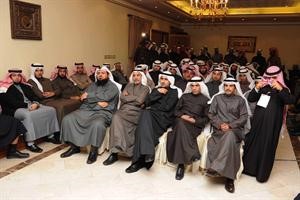 حضور كثيف في ديوان الهطلاني﻿