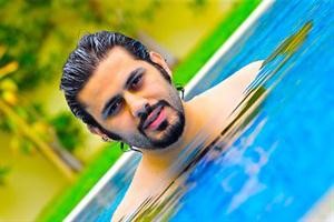 عبدالله بوشهري
