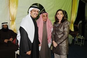 درولا دشتي مع شايع الشايع في مقره الانتخابي
