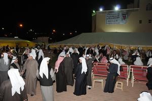 ناخبو الدائرة الثانية في مقر رياض العدساني