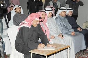 جانب من الحضور خلال الندوة قاسم باشا