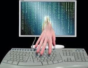 قراصنة المعلوماتية الأتراك يهددون فرنسا بالانتقام إذا أُقر قانون إنكار إبادة الأرمن