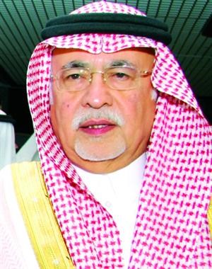 عبدالعزيز خوجة﻿