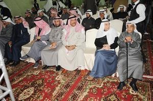 مساعد الجارالله الخرافي والمستشار خالد العيسى في مقدمة الحضور هاني الشمري
