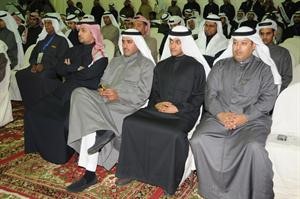 طلال جاسم الخرافي وانور جاسم الخرافي اثناء افتتاح مقر عادل الخرافي