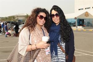 طالبتان مشاركتان في اليوم المفتوح﻿