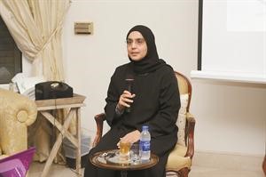 عروب الرفاعي متحدثة للحضور فريال حماد