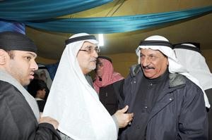 احمد لاري مرحبا باحد الناخبين