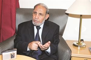 محمود الزهار﻿