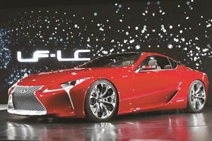 لكزس تقدم كوبيه المستقبل الرياضية LF-LC 2+2
