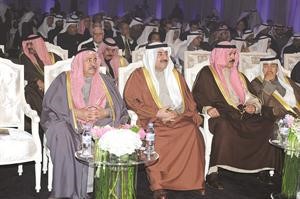 الشيخ احمد الحمود والشيخ محمد الخالد خلال الحدث