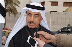 علي الرومي متحدثا خلال الاعتصام﻿