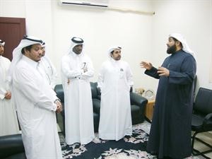 دعبداللطيف السنان خلال لقائه وفد وكلاء النيابة بقطر﻿