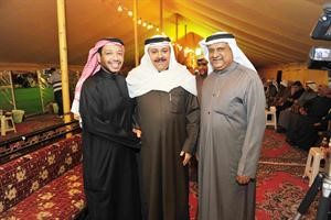 فيصل الدويسان مستقبلا بعض ناخبي الدائرة الاولى