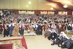 الحضور الجماهيري في مقر طنا
