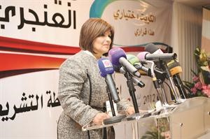 نبيلة العنجري متحدثة للحضور
