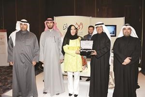 وزيرة التجارة ووزيرة التنمية الادارية د اماني بورسلي في جناح الامتياز﻿