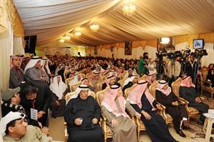 جانب من الحضور في مقر الجسار الانتخابي	فريال حماد﻿