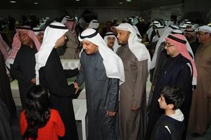 عبدالله الملا في استقبال الناخبين﻿