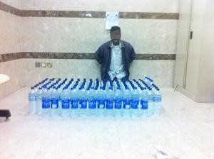 الاسيوي وامامه المضبوطات