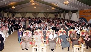 الحضور في افتتاح مقر المحامي فيصل الكندري